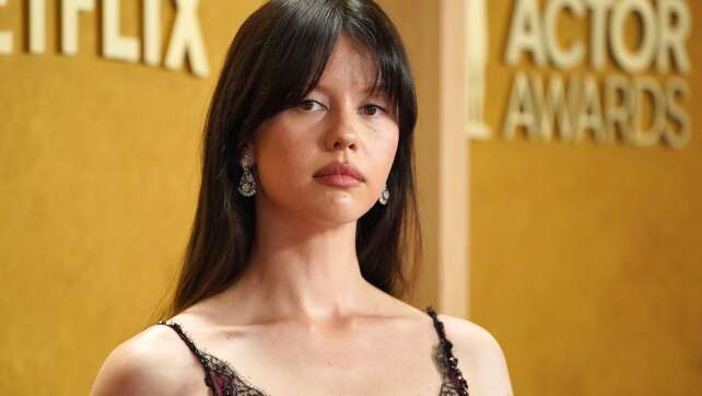 Mia Goth reicht Scheidung von Shia LaBeouf ein