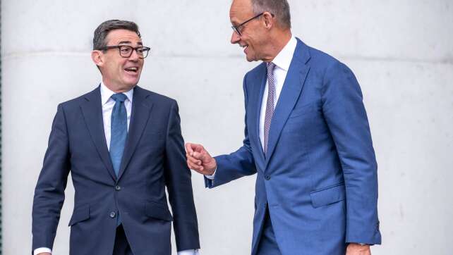 Deutsch-britischer Freundschaftsvertrag in Kraft