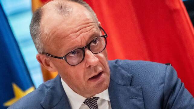 Merz «zutiefst empört» über Schröder bei Putin