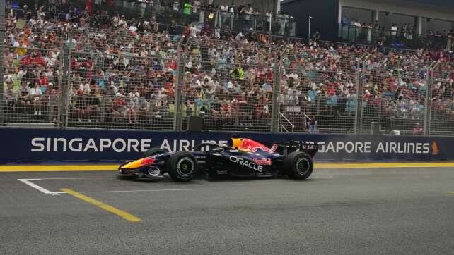 Verstappen gewinnt Chaos-Sprint in Singapur