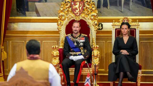 König Haakon vermisst Gespräche mit seinem Papa Harald