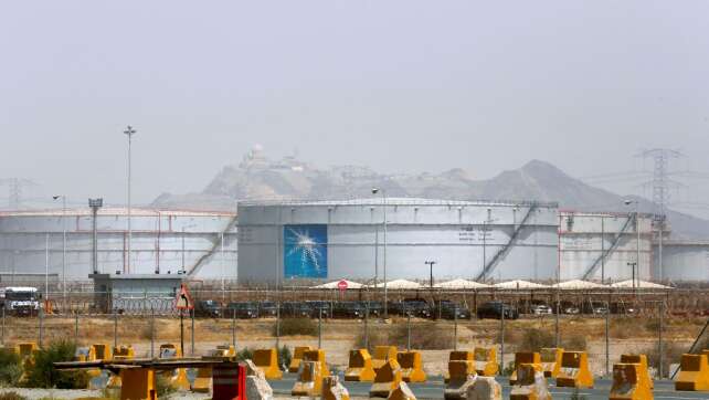 Brand an Zentrale des saudischen Ölkonzerns Aramco