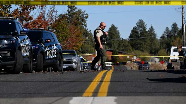 Medien: Fünf Tote bei Gewalttat an Grundschule in Oregon