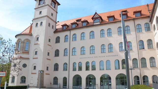 Vorwurf des Machtmissbrauchs - Hochschulpräsident geht