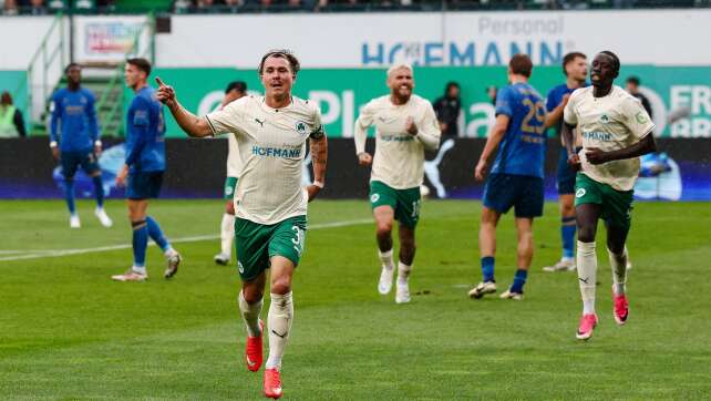 Fürth schlägt Braunschweig dank Klaus-Doppelpack