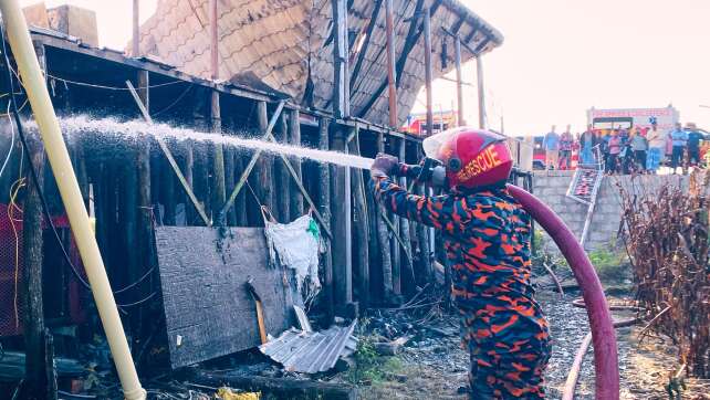 Mindestens 10 Tote bei Feuer in Hotelanlage in Bangladesch