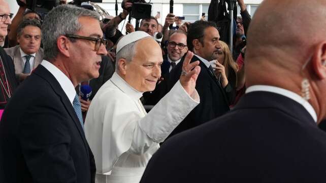 Papst nach Krebs-OP zurück im Vatikan