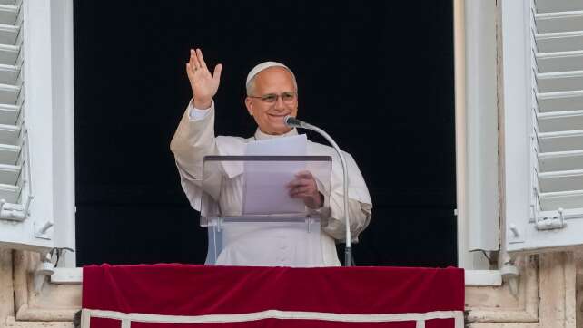 Papst spricht nach überstandener OP das Angelus-Gebet