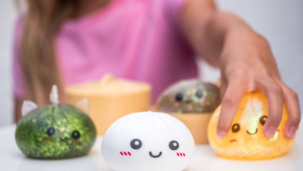 Squishies-Trend auf Bayerns Schulhöfen: Verbraucherzentrale warnt vor Schadstoffen und Verbrennungen