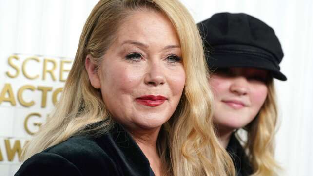Christina Applegate hat doch keine MS
