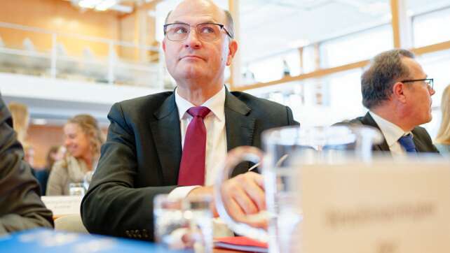 Hoffnung bei Kommunen, Katerstimmung beim Freistaat