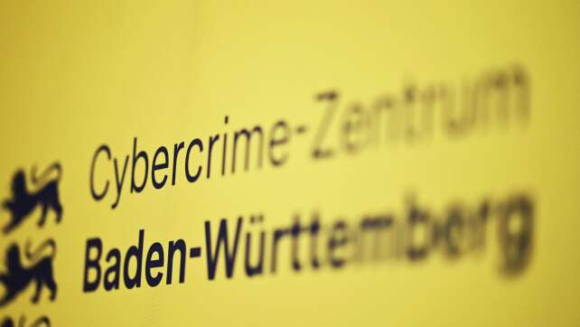Anklage gegen 17-Jährigen: Teenager online missbraucht