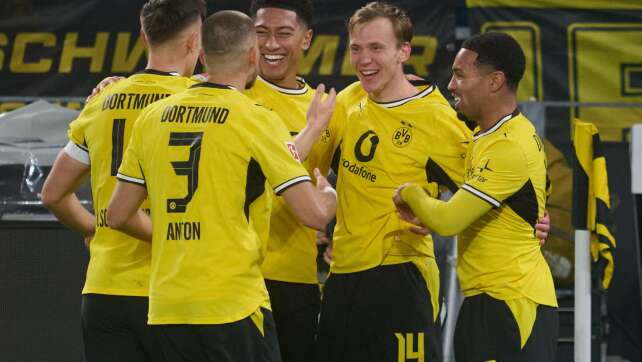 BVB übernimmt Tabellenspitze - Füllkrug lässt Werder jubeln