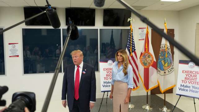 Er kam persönlich: Trump hat Stimme für Midterms abgegeben