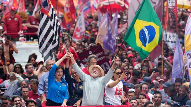 Lula zum Wahlsieger erklärt - Bolsonaro protestiert