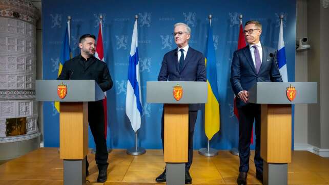 Stubb und Støre reden mit Putin über Ukraine-Verhandlungen