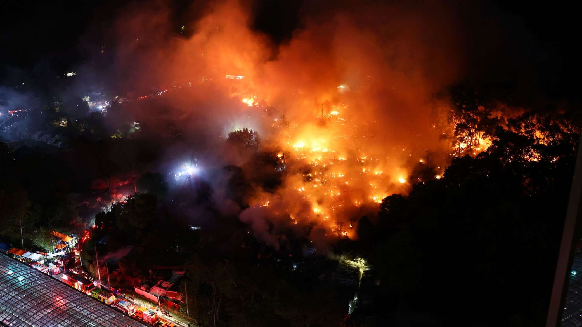 Großbrand im letzten Armenviertel von Seoul