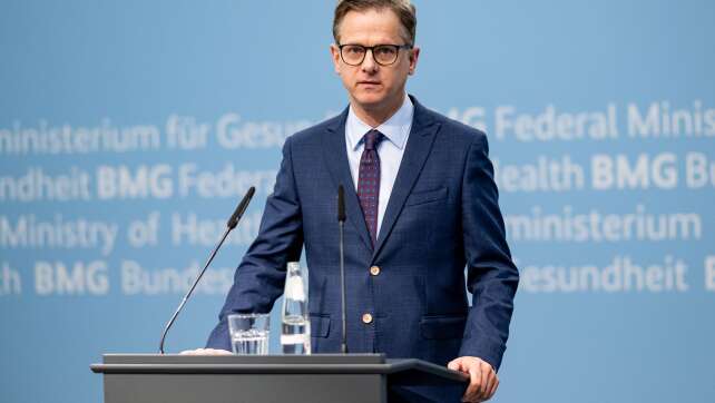 Linnemann schließt Kürzung von Pflegeleistungen nicht aus