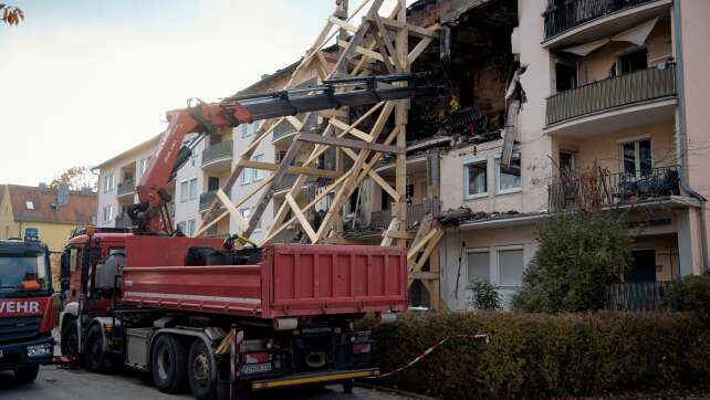 Explosion in Regensburg: Zwei Tote unter Trümmern gefunden