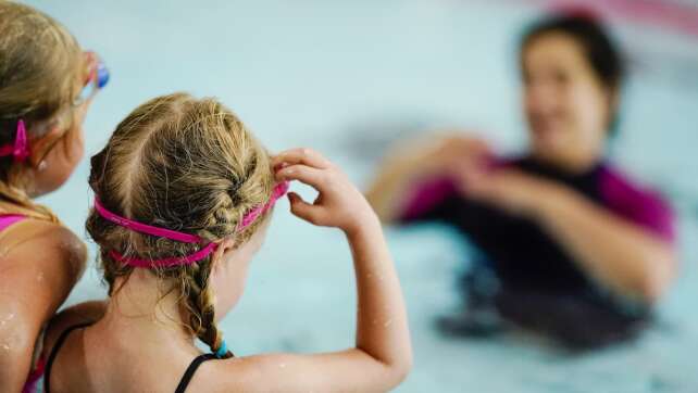 DLRG-Appell: Eltern sollen Lücken vom Schwimmkurs schließen