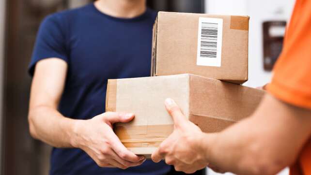 Stiftung Warentest: DHL, Hermes und Co. in der Vorweihnachtszeit im Test