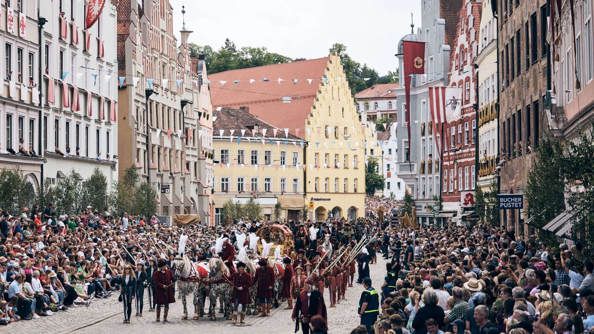Tausende besuchen «Landshuter Hochzeit»