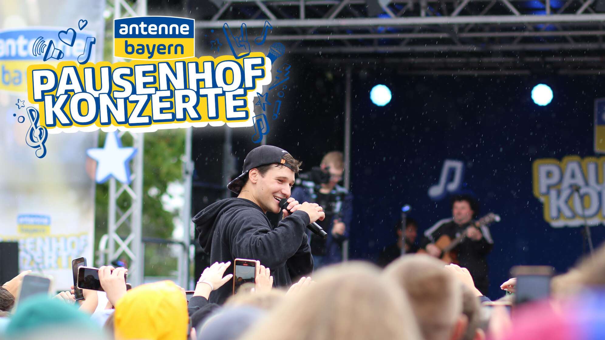 Wincent Weiss beim dritten ANTENNE BAYERN Pausenhofkonzert