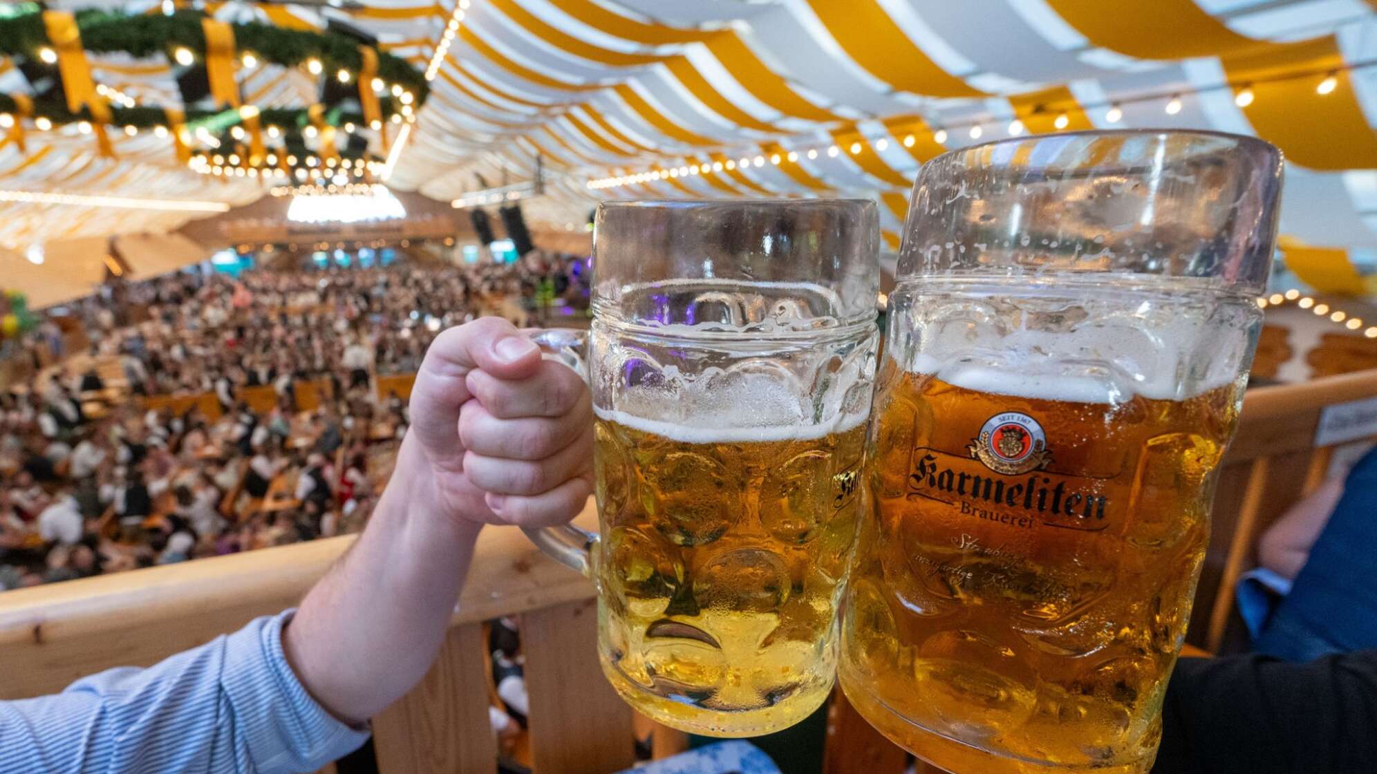 Gäubodenvolksfest mit Hitze und 1,3 Millionen Gästen