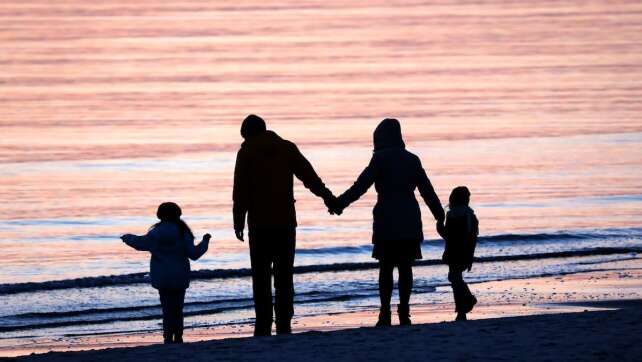Familien können Kinderzuschlag jetzt online beantragen: Hier geht's zum Antrag