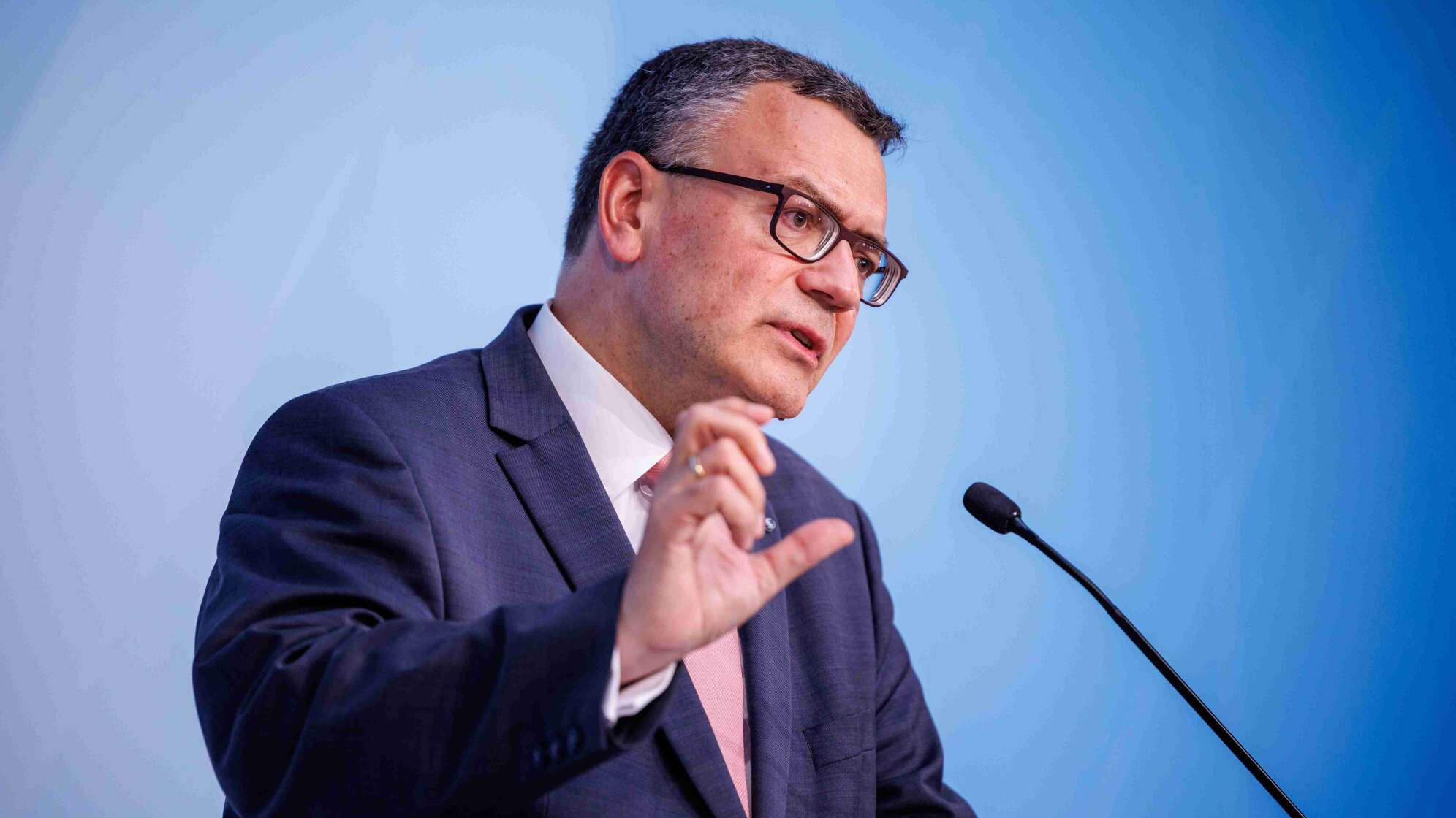 Florian Herrmann spricht