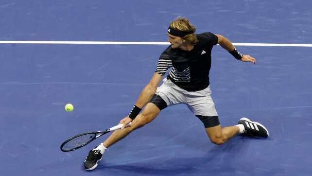 Zverev müht sich ins Viertelfinale von Chengdu