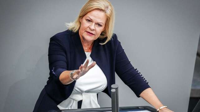Ministerin Faeser lehnt Obergrenze für Geflüchtete ab