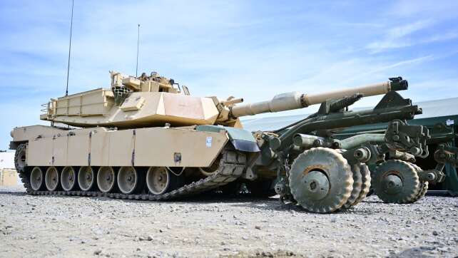 Selenskyj: Arbeiten an weiteren Militärhilfen