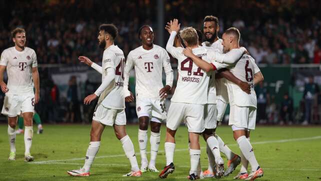 Bayern erledigen Pflichtaufgabe im Pokal - Fan-Protest