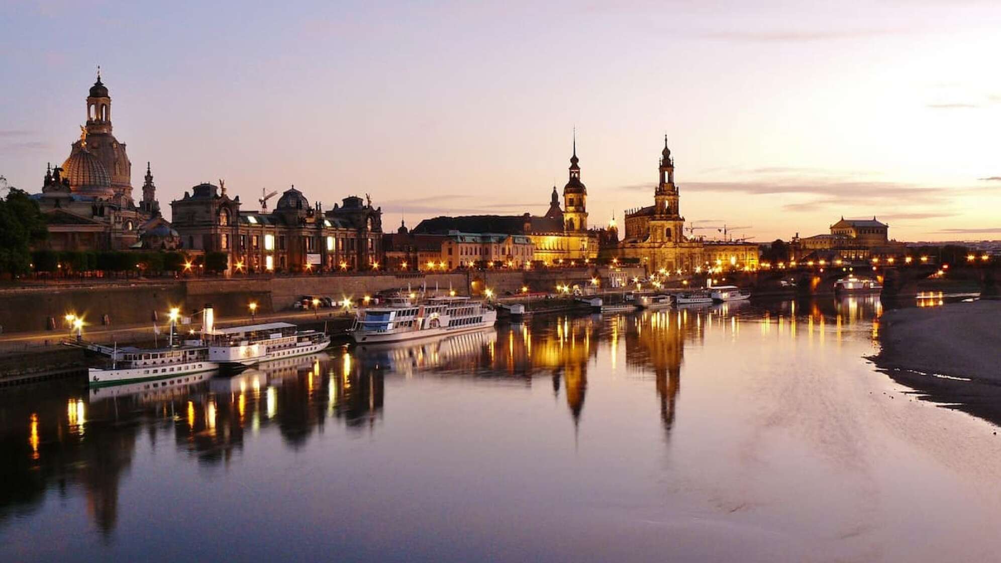 Dresden am Abend Skyline