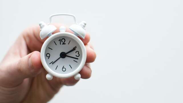 Zeitumstellung: Es wird doch wieder an der Uhr gedreht