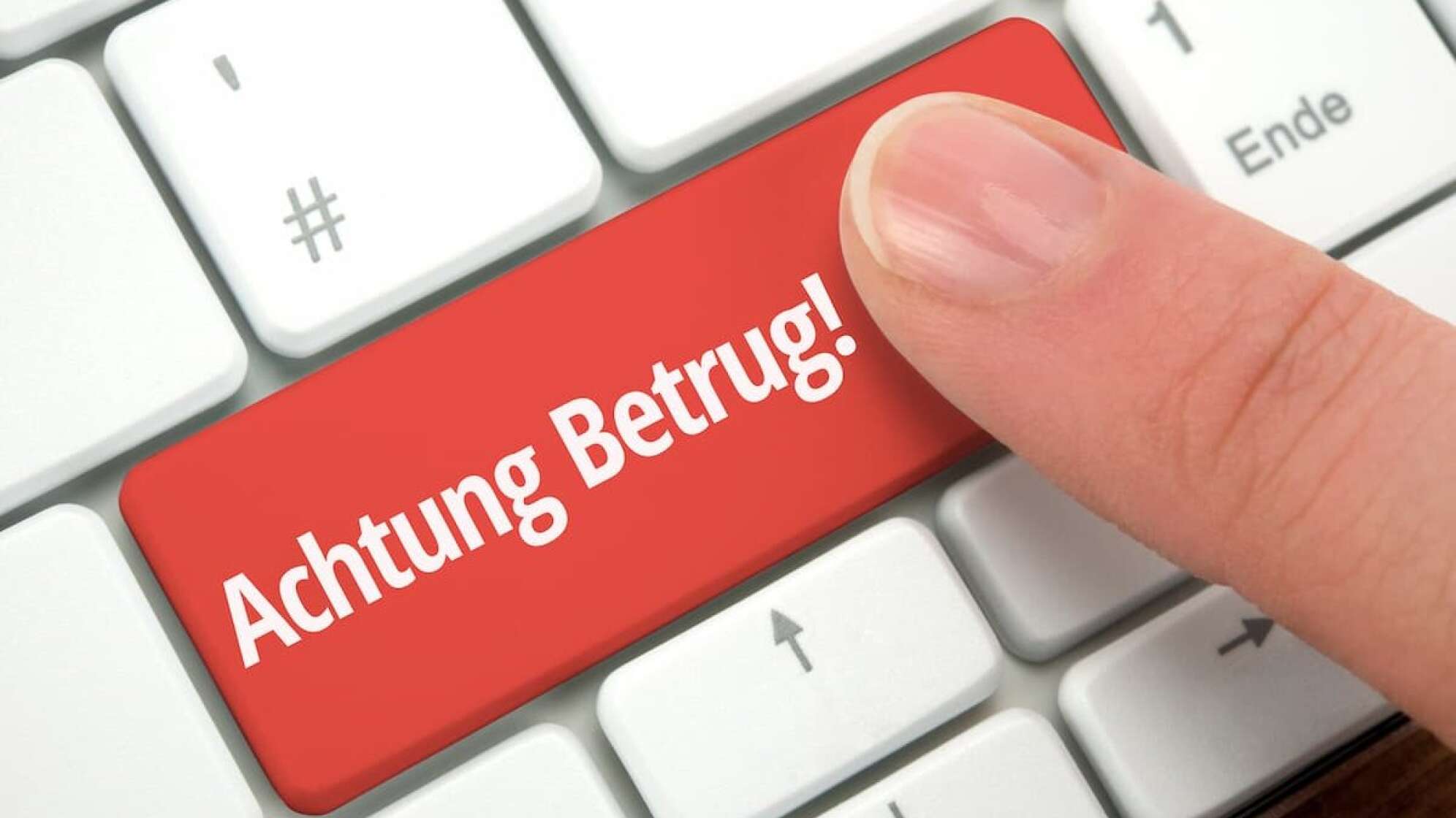 Tastatur mit Aufschrift Betrug