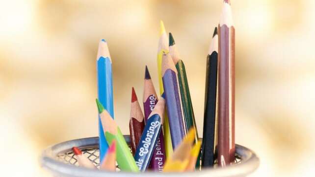 Schulsachen kaufen: Das solltet ihr bei Stiften, Heften & Co. beachten