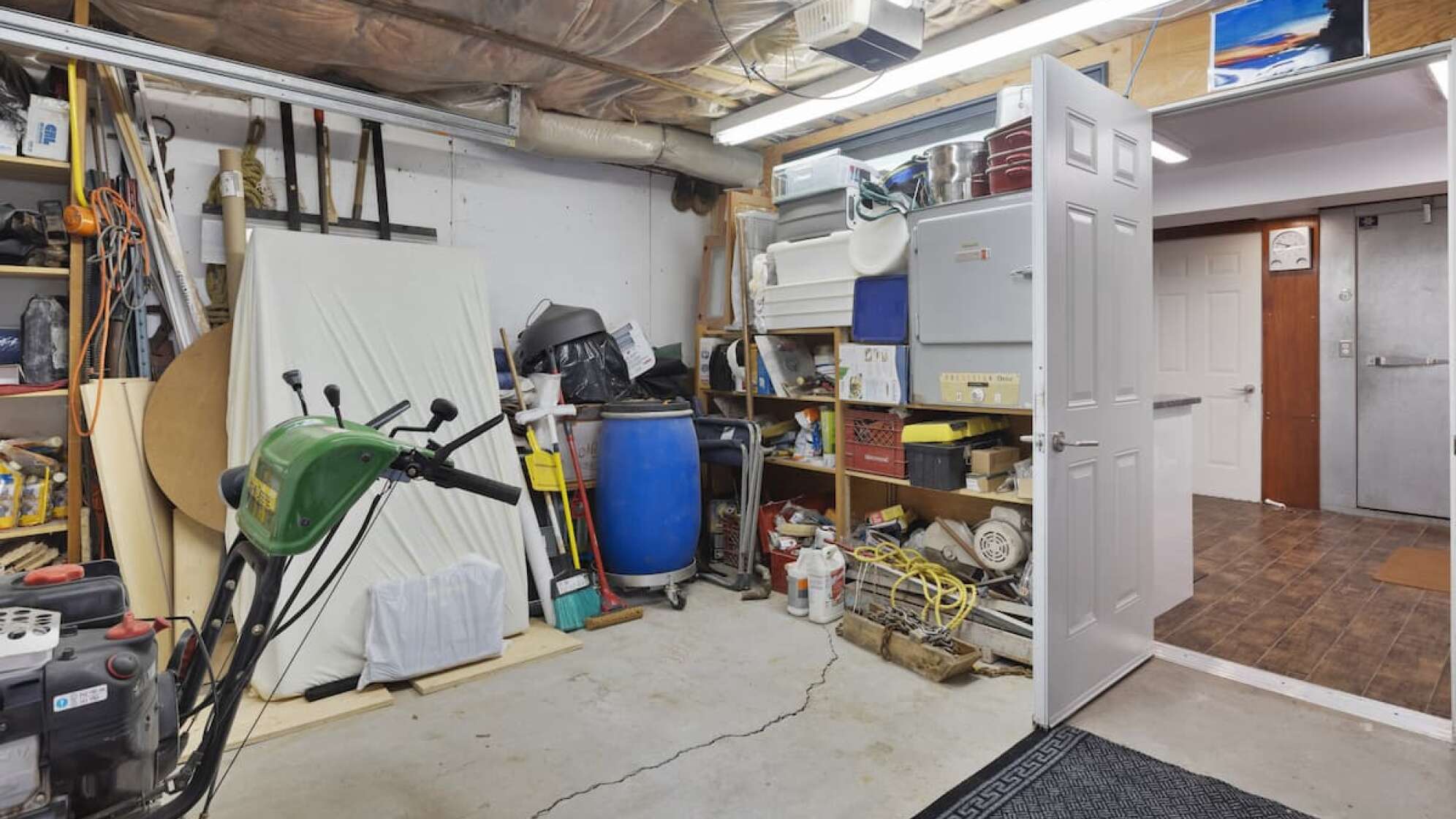 Garage dient als Abstellkammer