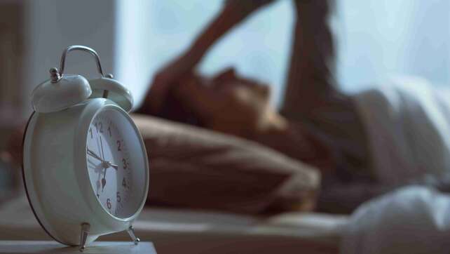 Warum wachen wir oft kurz vor dem Wecker auf?