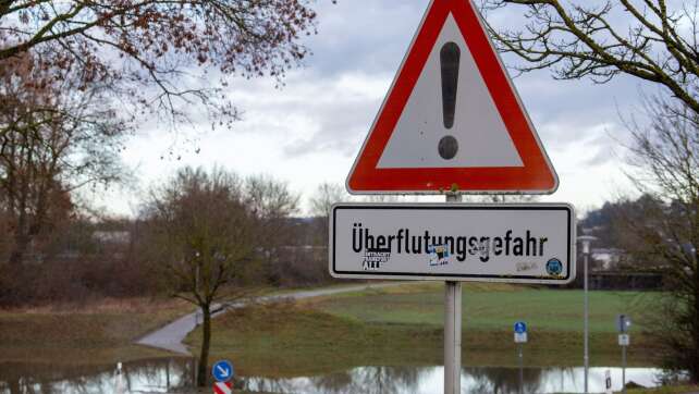 Hochwasserlage in Bayern soll weiter angespannt bleiben