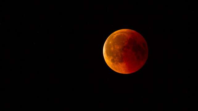 Seltenes Naturschauspiel: Hier seht ihr Mondfinsternis und Blutmond