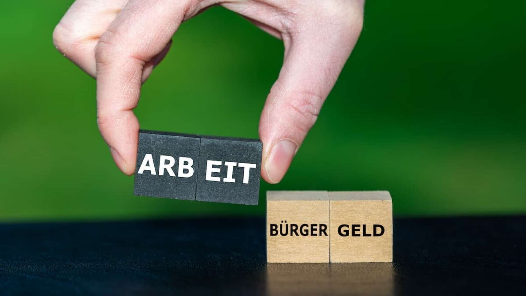 Arbeit versus Bürgergeld