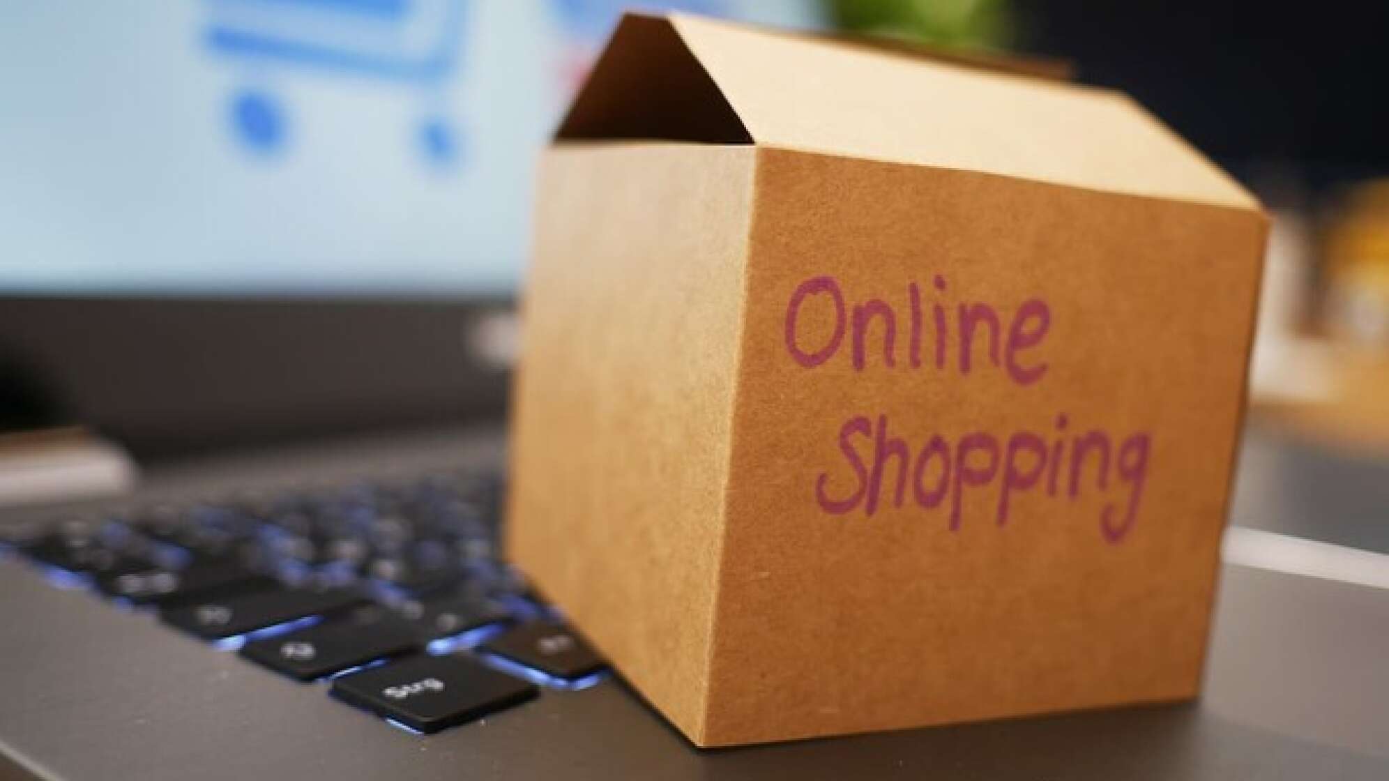 Box auf der Online-Shopping steht