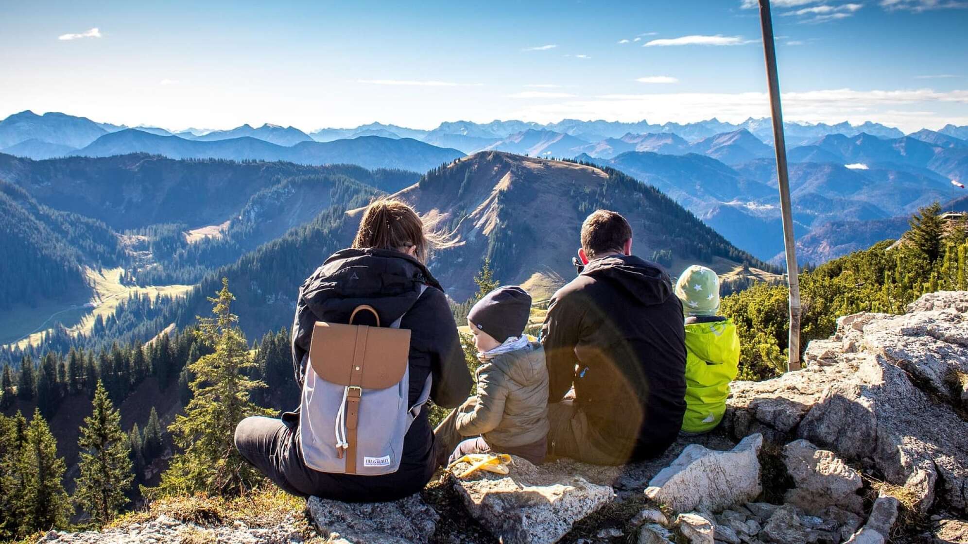 Familie auf Berg
