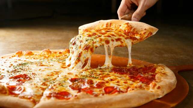 Perfekte Pizza: Schritt-für-Schritt Anleitung für das ultimative Pizzaglück
