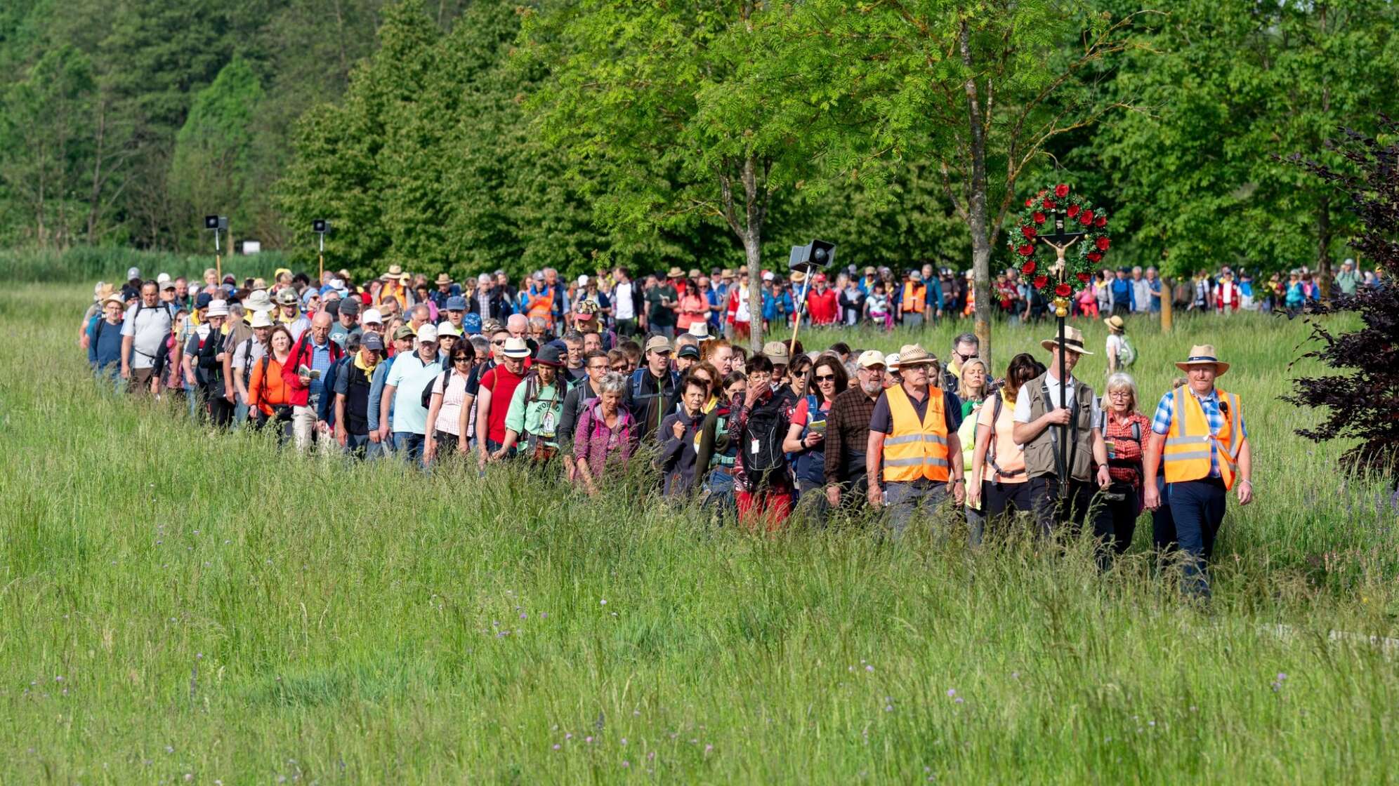 Start zur 195. Regensburger Diözesanfußwallfahrt