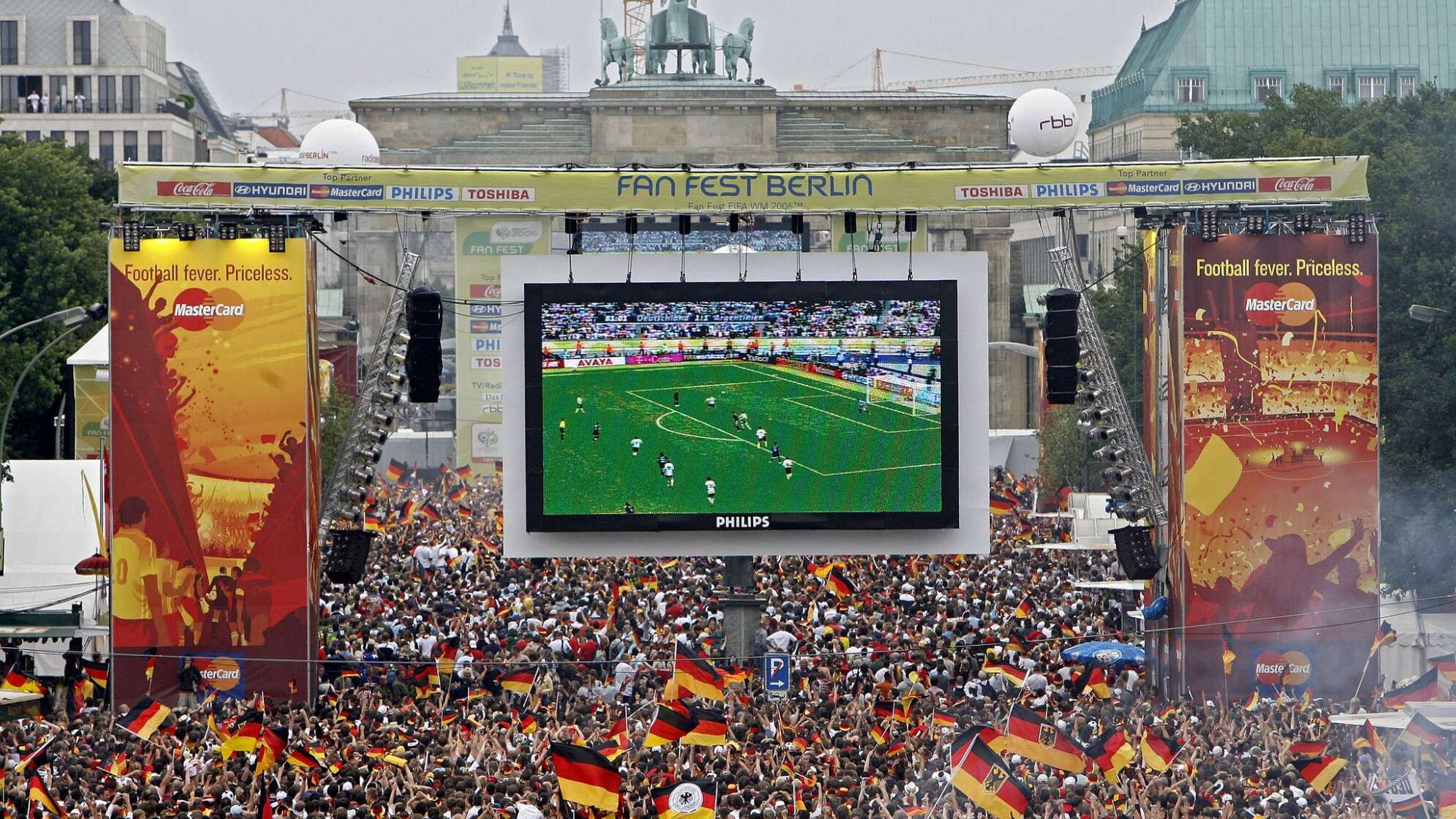 Public Viewing