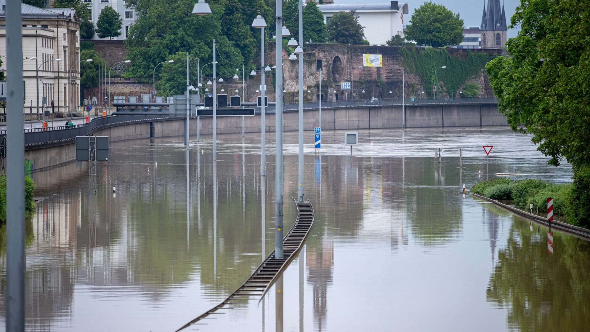 Hochwasser im Saarland - Saarbrücken