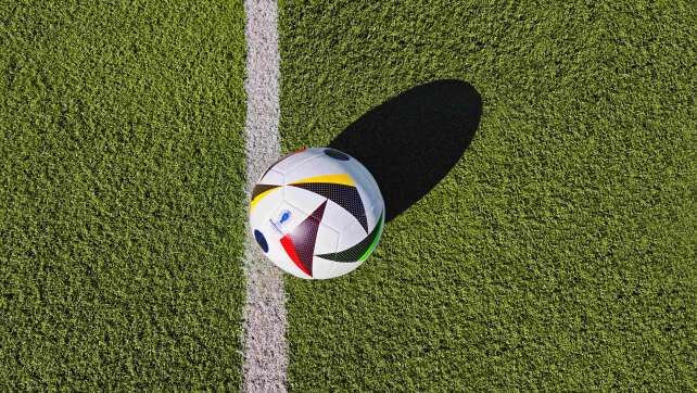 Fußball-EM 2024 live sehen: Wer überträgt die Spiele?